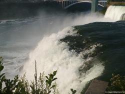 Foam from the American Niagara Falls.jpg