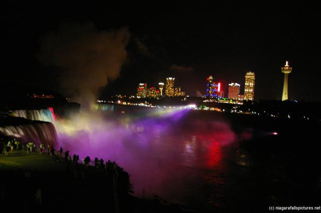 Horseshoe Falls at night light show as seen from Terrapin Point.jpg