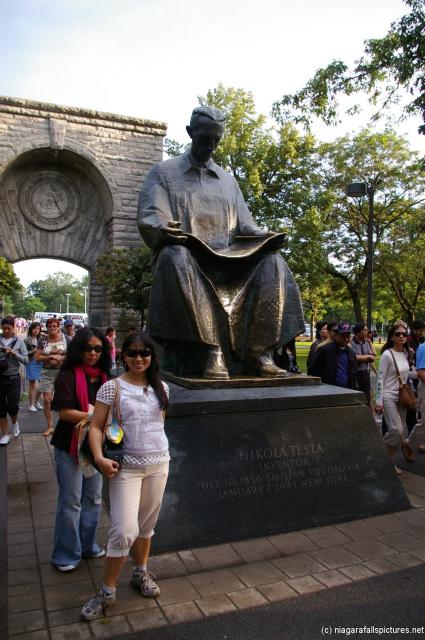 Joann next to Nikola Tesla statue at Niagara Falls.jpg
