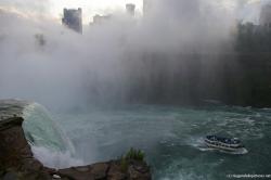 Maid of the Mist leaving Horseshoe Falls area as seen from Terrapin Point.jpg