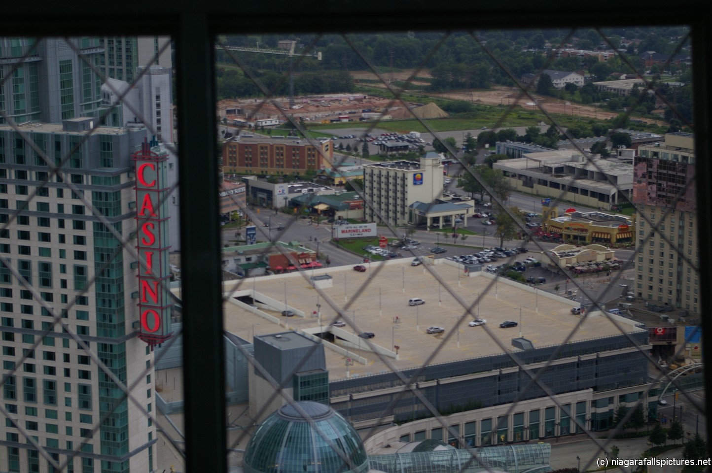 Marineland Canada in Niagara Falls as viewed from Skylon Tower.jpg