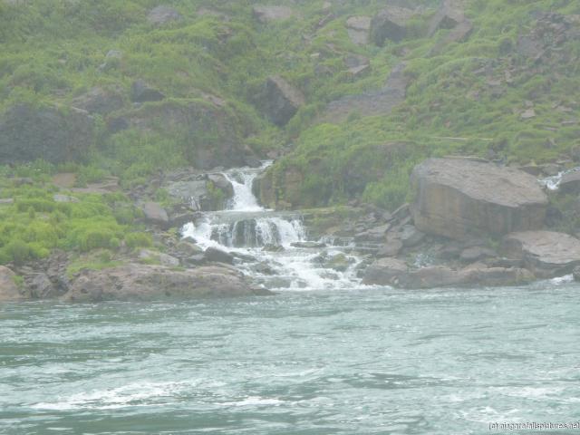 Mini Waterfalls as viewed from Maid of the Mist in Niagara Falls.jpg