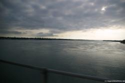 Calm waters near Niagara Falls in the morning.jpg