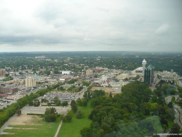 Niagara Falls city Canada seen from Skylon Tower.jpg