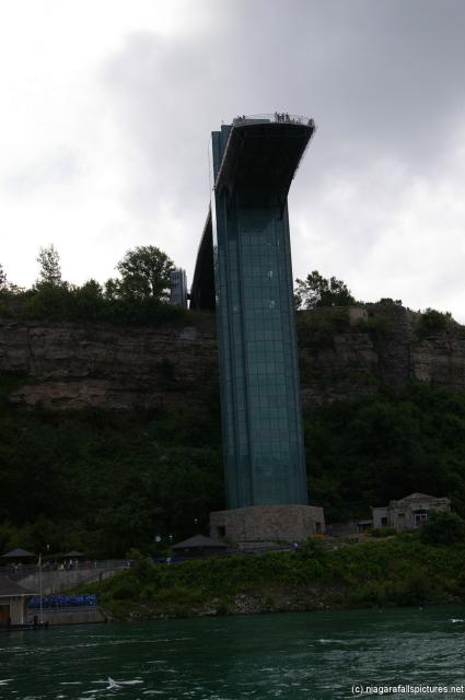 Niagara Falls Observation Tower as viewed from Maid of the Mist.jpg