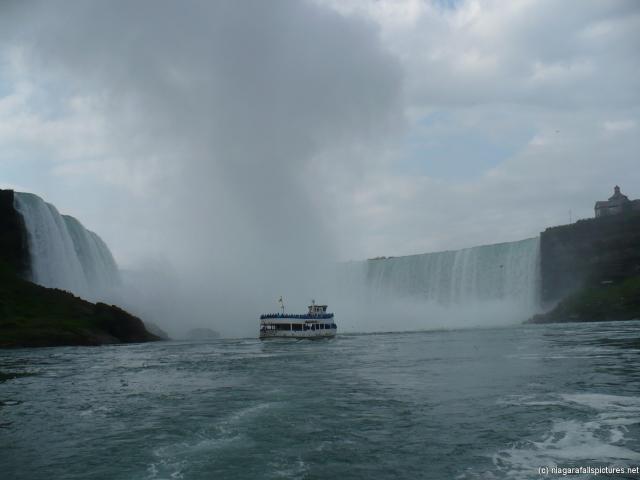 Niagara Falls photo with Maid of the Mist from boat.jpg