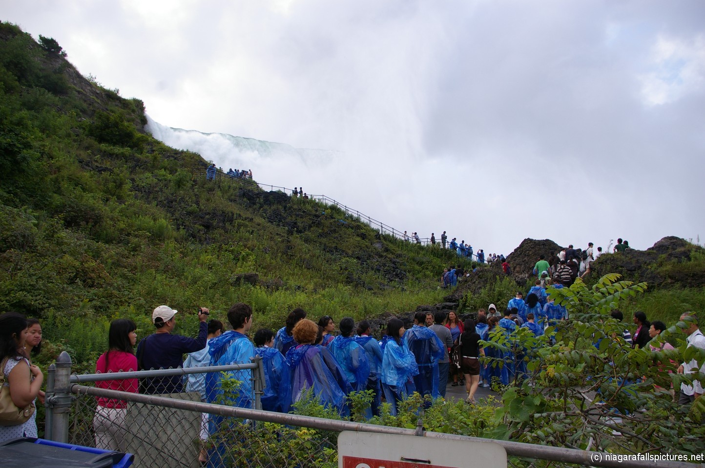Niagara Falls Prospect Point stairs to get there.jpg