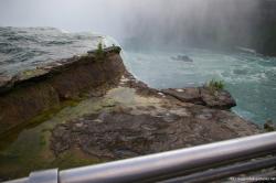 Railing on Terrapin Point with Maid of the Mist next to Horseshoe Falls.jpg