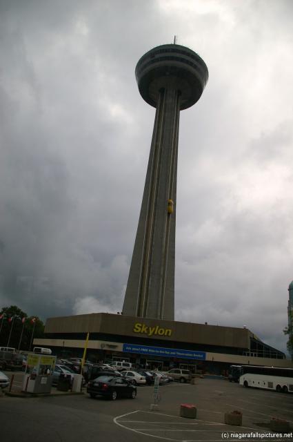 Skylon Tower in Niagara Falls Ontario Canada.jpg