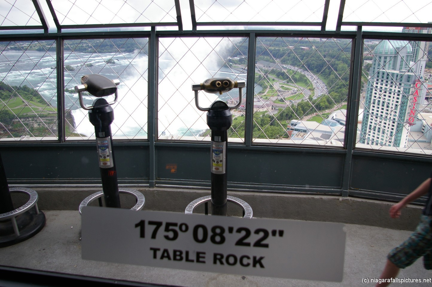 Table Rock in Niagara Falls as seen from Skylon Tower.jpg