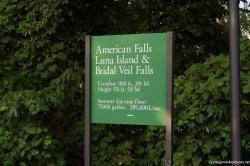 American Falls Luna Island and Bridal Veil Falls sign at Niagara Falls.jpg