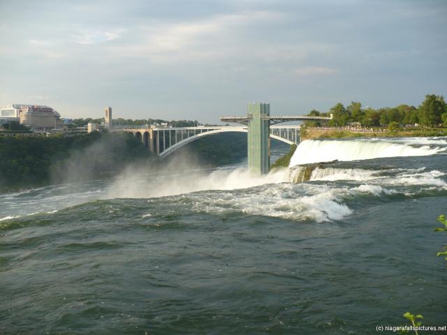 American Niagara Falls as seen from Luna Island.jpg